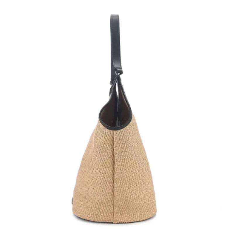 Summer Beach Handbag Fashion Shoulder Straw Tote 2025 New Large Capacity Underarm Travel Woven Bag