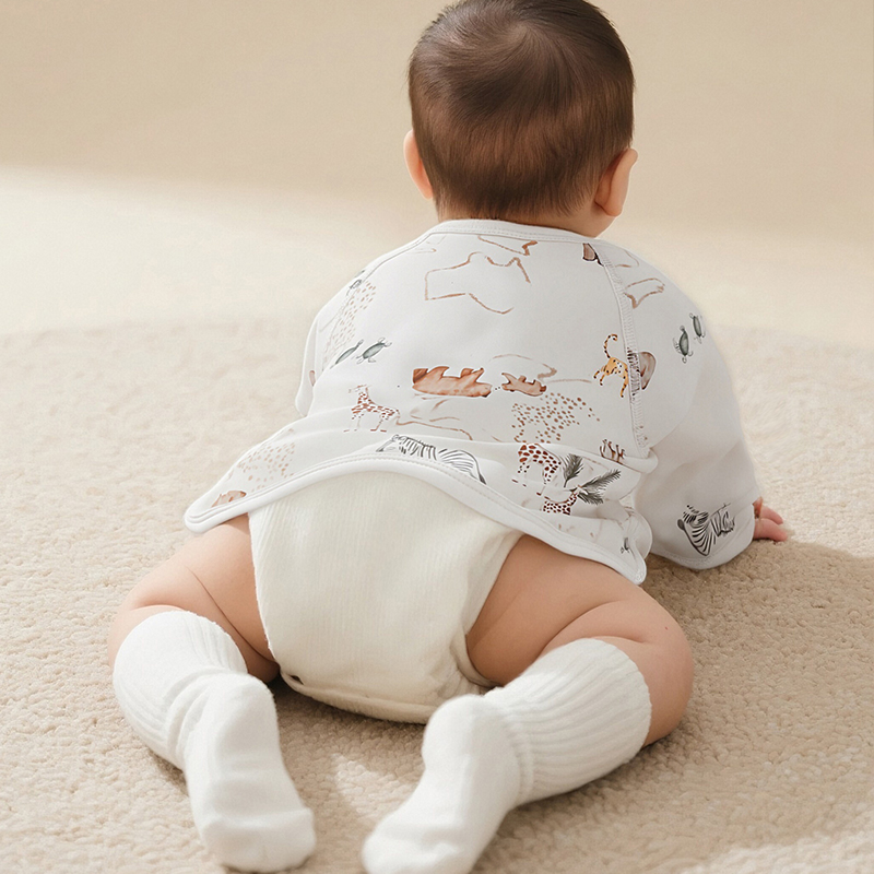 Comfort-Fit Infant's Wear Collection: Warmth Retaining Pure Wool Blend Garments