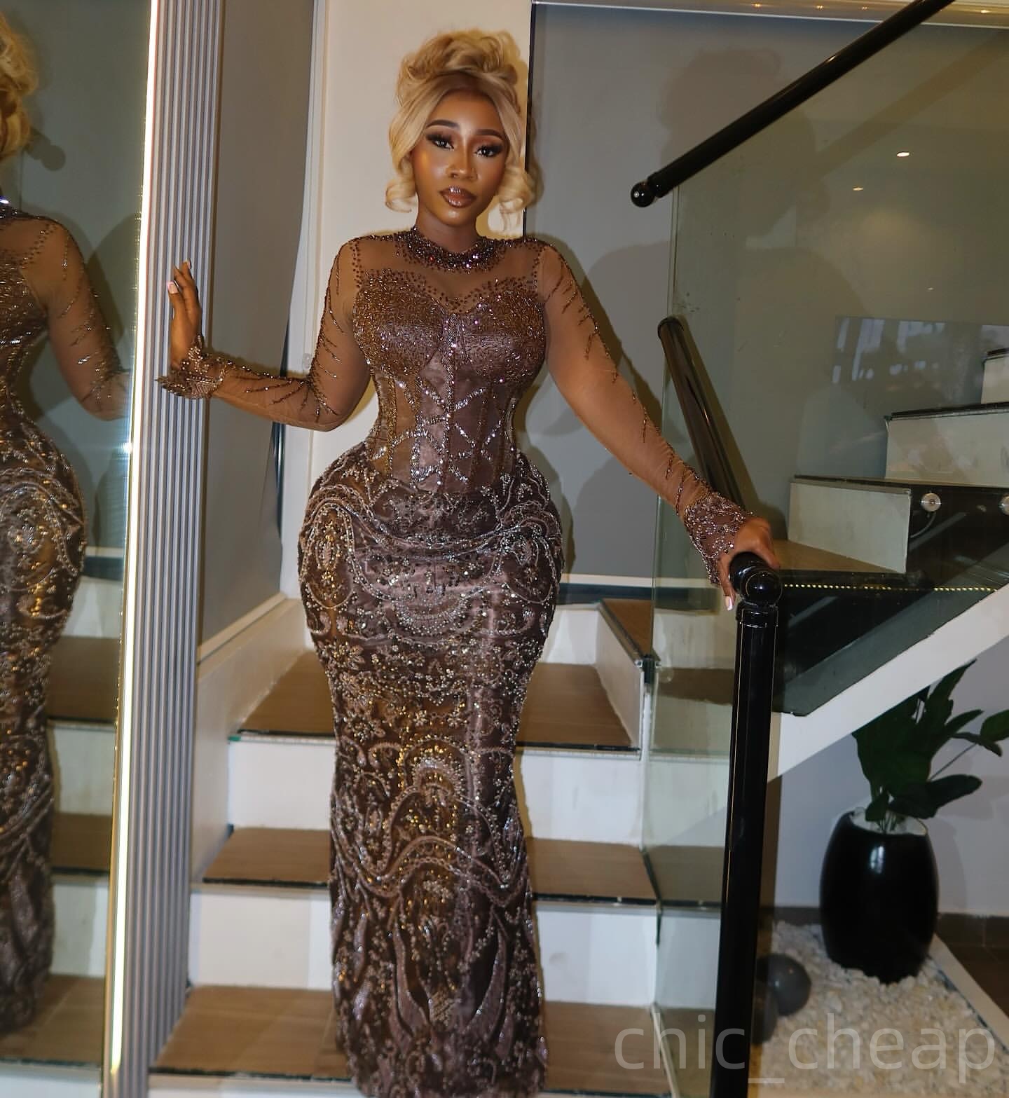 Brown Sheath Prom Dresses 2025 Illusion Beaded Crystals Sparkly Evening Formal Party Second Birthday Engagement Gowns Plus Size Dress For Special Occa