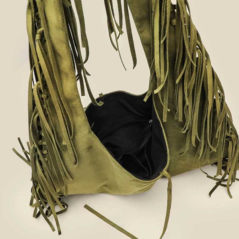 Tassel Large Capacity Crossbody Shoulder Bag Designer Crescent Dumpling Suede Women Tote Bag Casual Simple Handbag Y250730