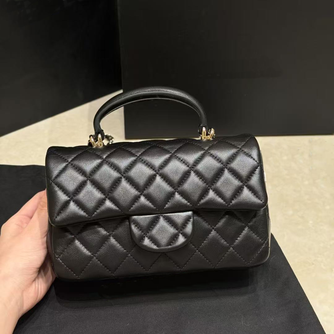 Highest quality shoulder bag tote bag mini bag designer bag purse crossbody Lambskin size 20 cm with box X059