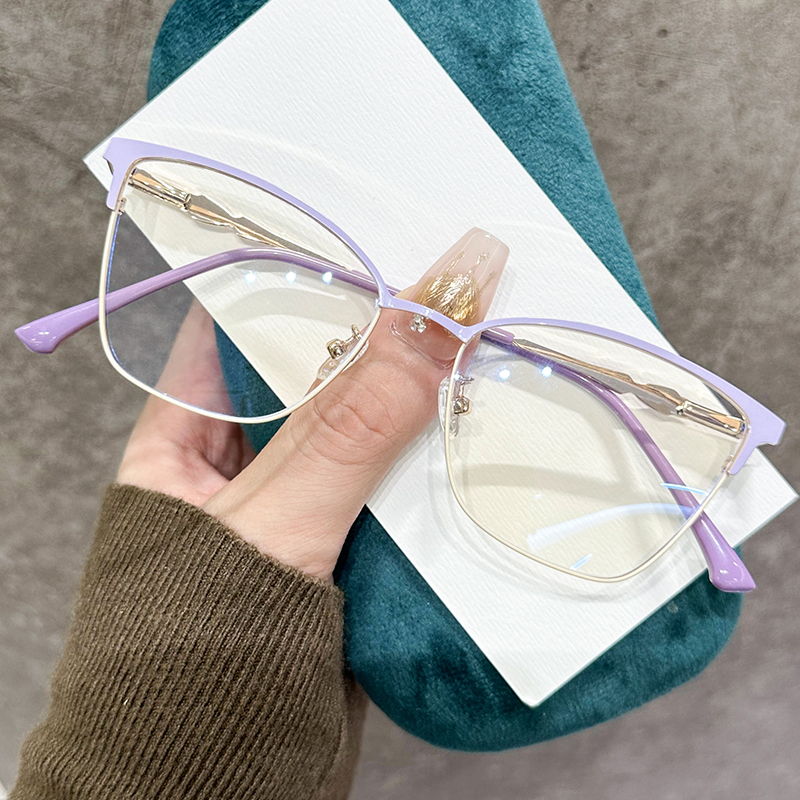 2025 new men's and women's cat's eyeglasses metal eyeglass frames myopia glasses G98-028