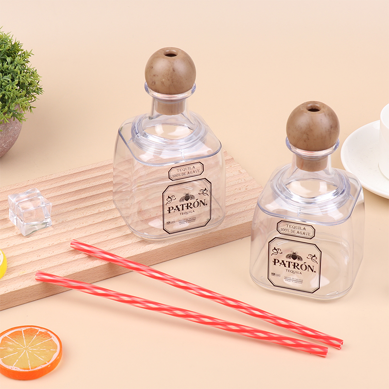 Designer 375ml Mini Tequila Bottle With Straw Hole Acrylic Reusable Cup Luxury Small Patron Bottle Empty For Drinking Kitchenware
