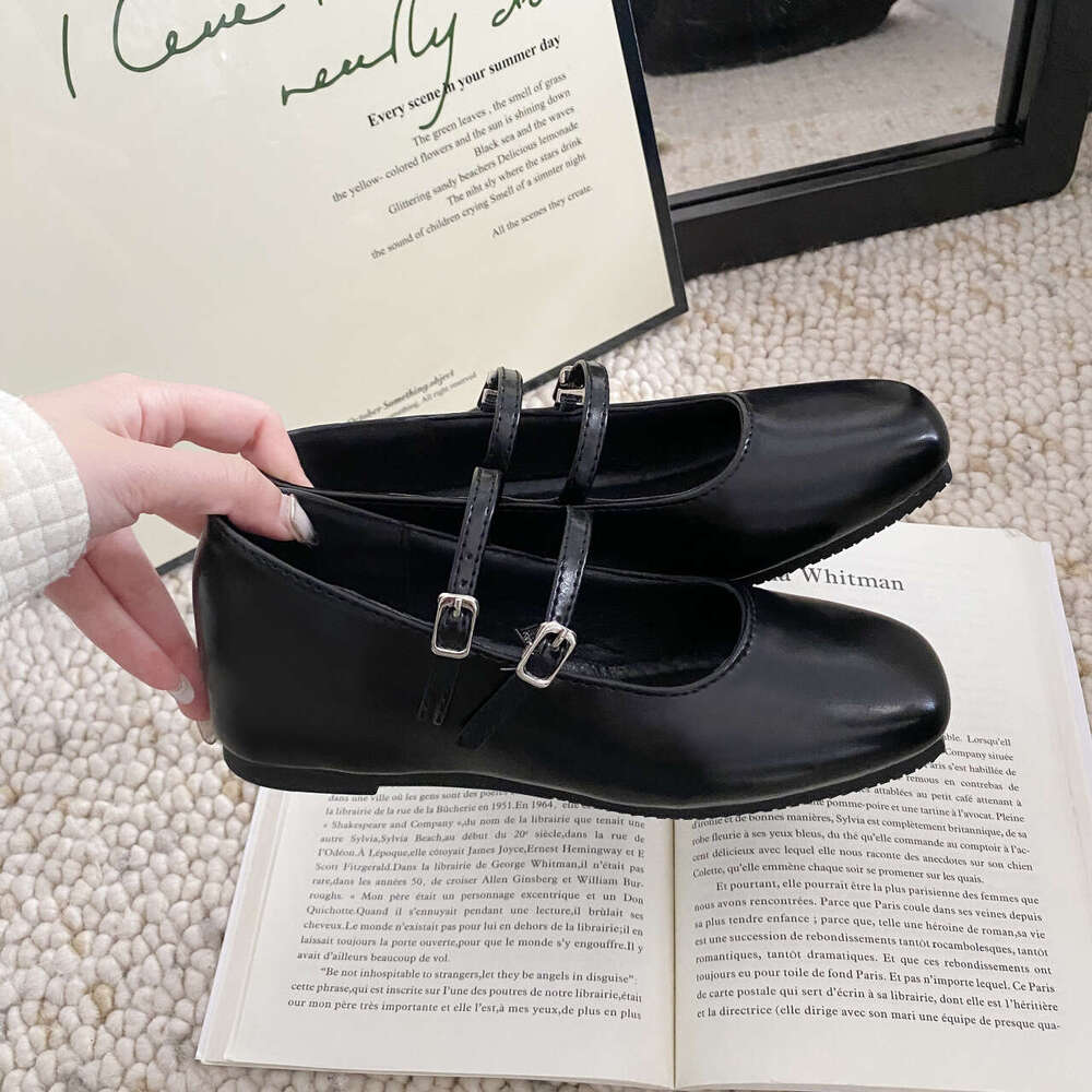 French Style designer shoes Petite Height Increasing 5cm Mary Jane for Women 2025 Spring and Autumn New Evening Breeze Silver Leather Shoes