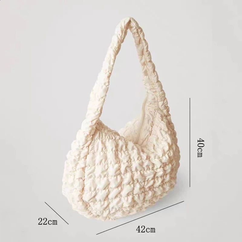 Ergonomic Ladies' Messenger Style Travel Bag with High Volume Storage Ideal for Seasonal Commute