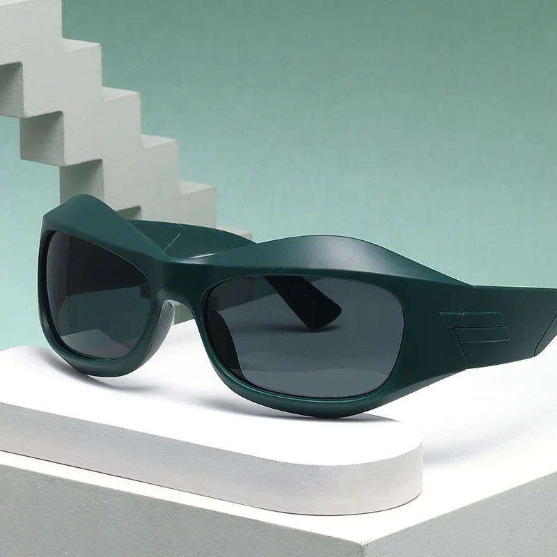 Steampunk Style Y2K cycling Sunglasse Men Trendy Ins Curved Shaped Glasses Personalized Technology Sports Sun Glasses 250729