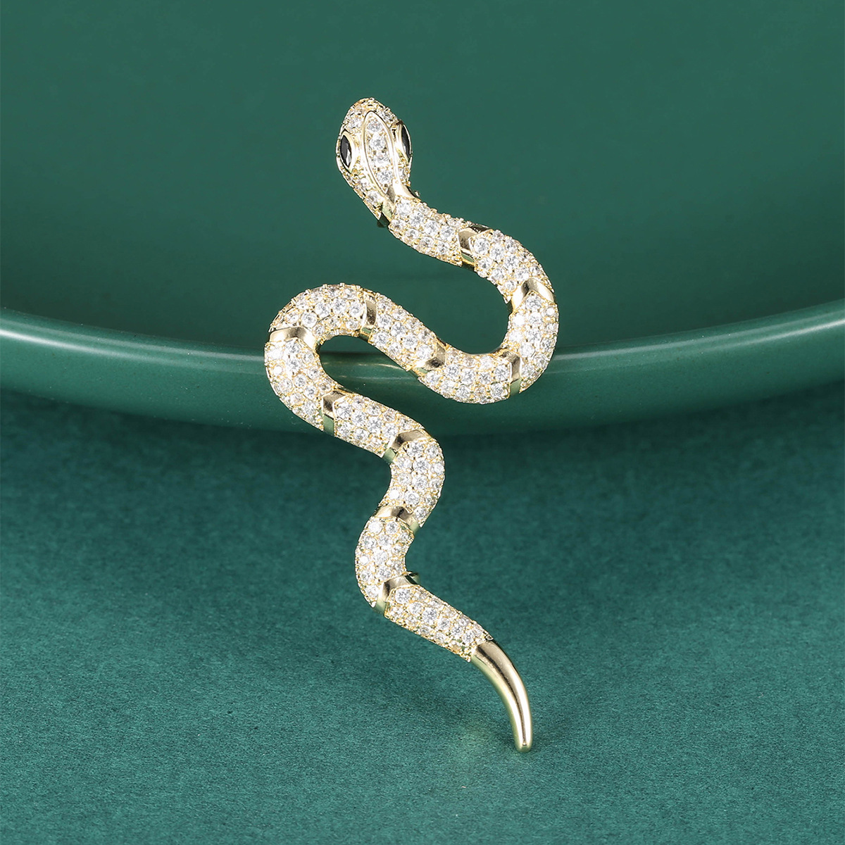 Silver Tone Rhinestone - Encrusted Snake Brooch With Coiled Design Bold Party Jewelry And Gift For Him/Her High Quality And Stylish Jewelry