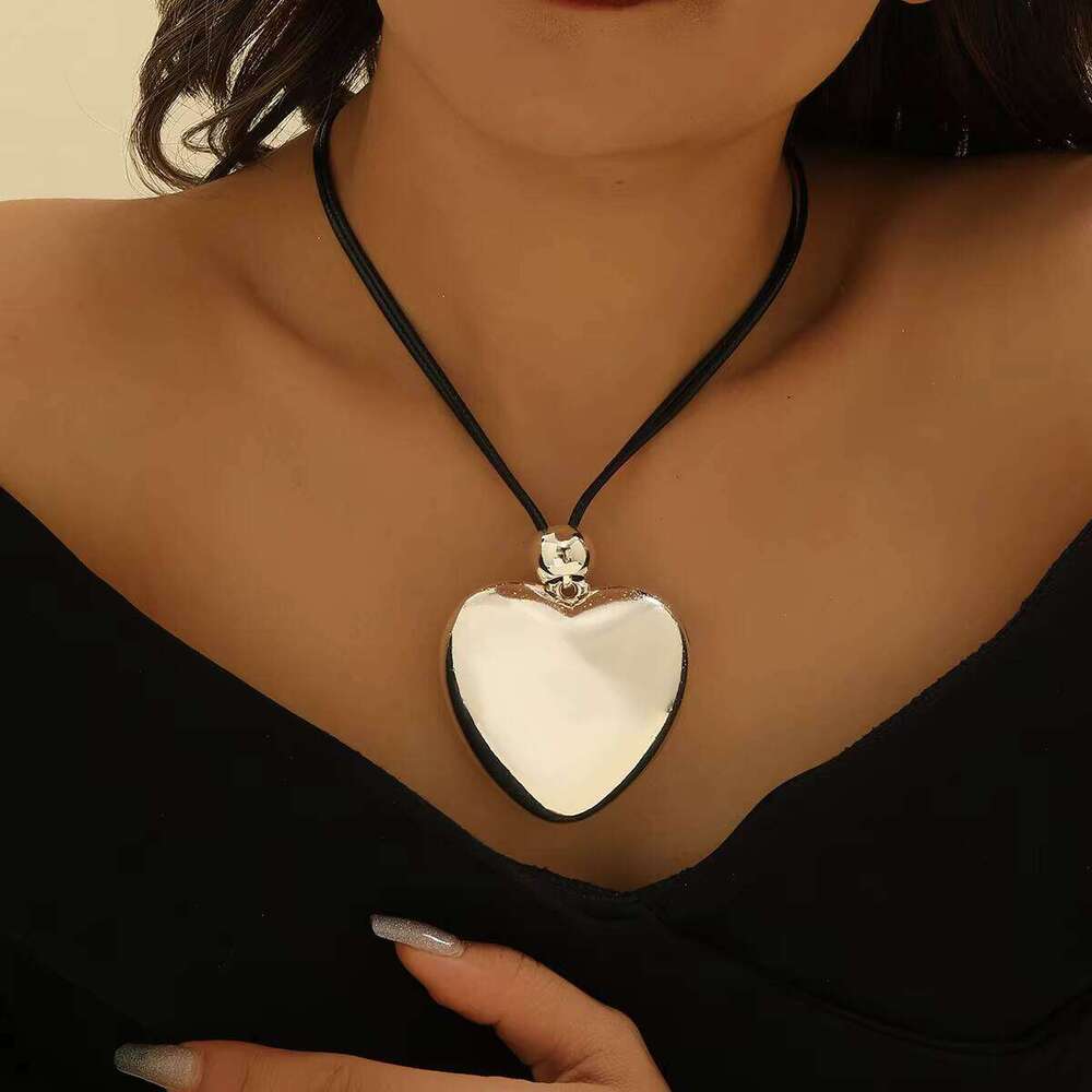 SHIXIN Women's Gothic Black Adjustable Punk Choker Necklace CCB Siery Exaggerated Heart-Shaped Love Pendant Buddhism