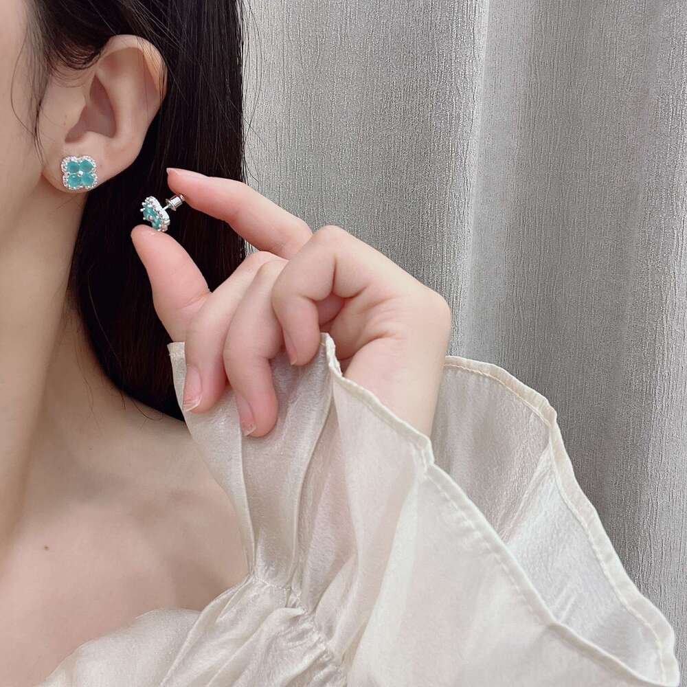 TikTok Same Style Blue Four-Leaf Clover Edge Full Zircon Main Body Sier Tone Fashion 2025 Spring New Earrings 1ea