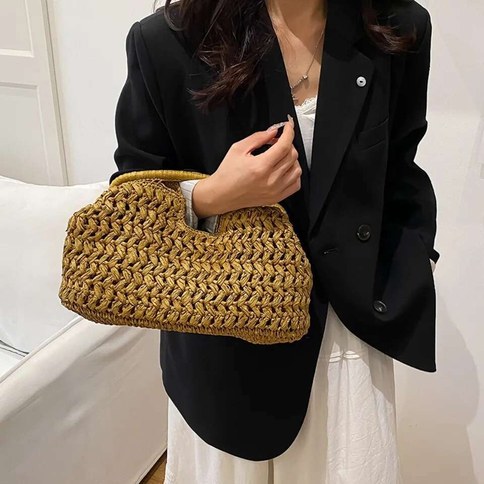 Designer Luxury Summer Clutch Beach Light Brand New High End Seaside Vacation Travel Clouds Straw Woven Women Simple Clip Bag