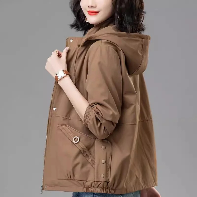 4XL Leisure Womens Short Jacket Spring And Autumn Trench Loose Oversized Middle-Aged Mother Hooded Baseball Jacket Top 250728