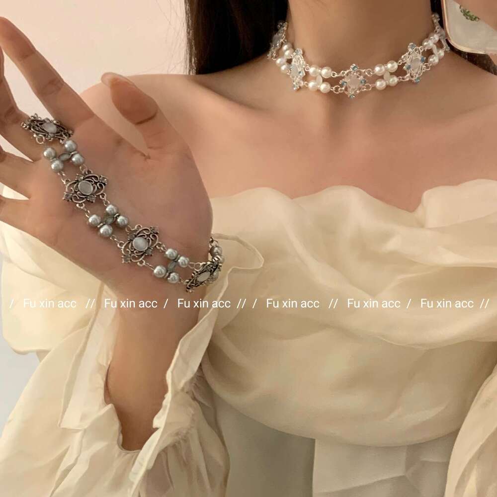 2024 New Double Layer Stacked Necklace High-End Wedding Dress Evening Accessories Niche Choker Collarbone Chain 85e