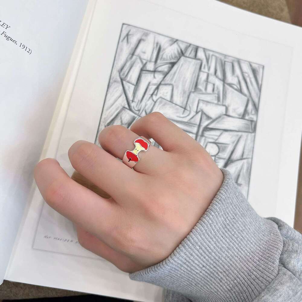 An Apple Core Open Fruit Niche Design Creative Unique Personality Fashion Ring Birthday Gift 791