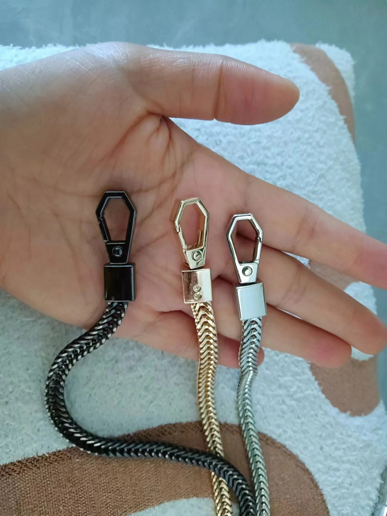 41cm Key Chains Long Metal Wallet Belt Rock Punk Trousers Hipster Pant Jean Keychain Clip Anti-lost Keyring Jewelry For Men 250729