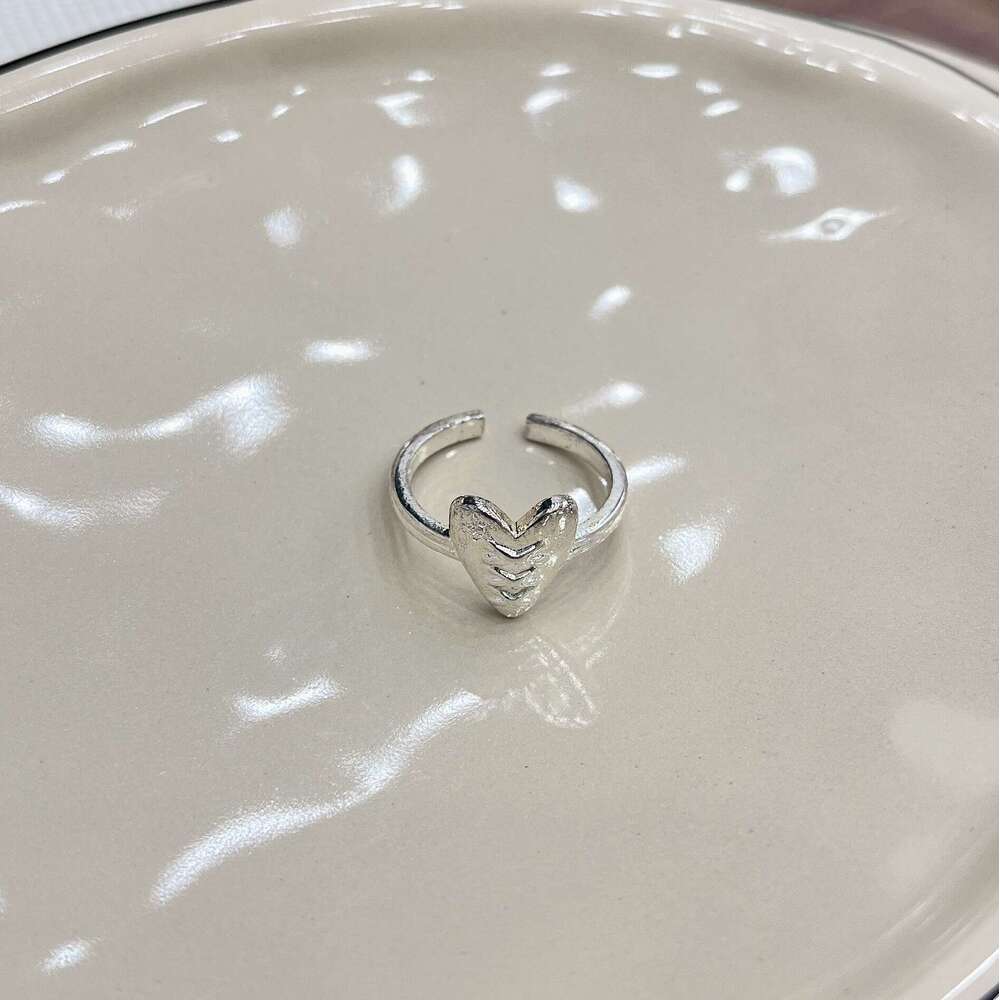 2025 New Korean Style Silver Heart Zircon Open for Women, Light Luxury, Exquisite, High-end Adjustable Ring 80d