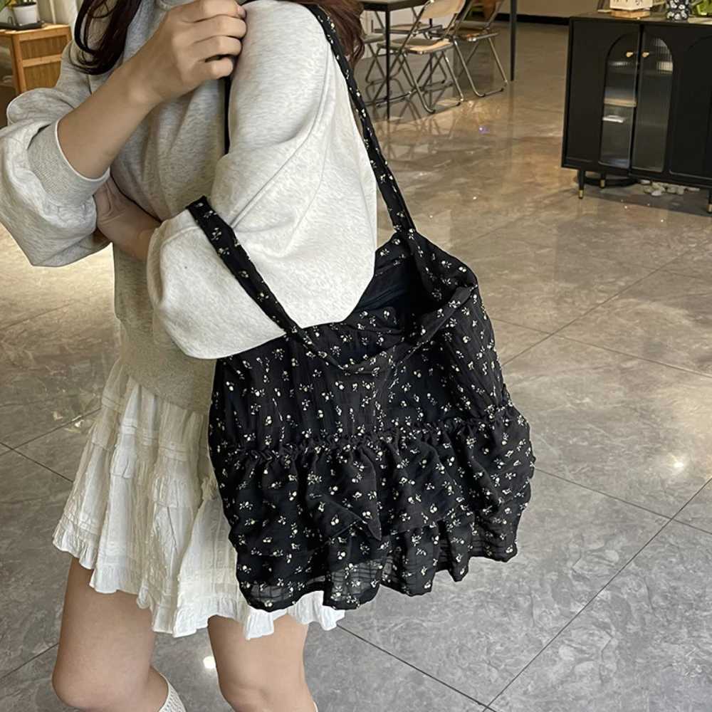 Women Large Capacity Tote Bag Korean Ins Floral Print Ruffles Soft One Shoulder Bags Daily Working Commute Underarm Packs Y250730