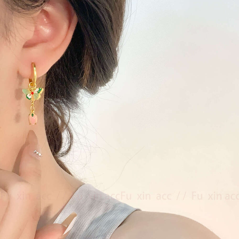 New Chinese Style Enamel Butterfly Lily of the Valley Earrings for Women, Light , Elegant, Exquisite, High-end Feel, Versatile Ear Jewelry 1a2