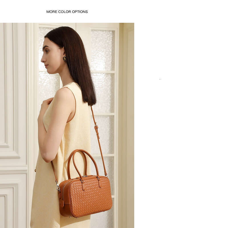 2025 Autumn New Women Handbag Handmade Top Layer Cowhide Woven Tote Genuine Leather Single Shoulder Crossbody Commute Boston Bag