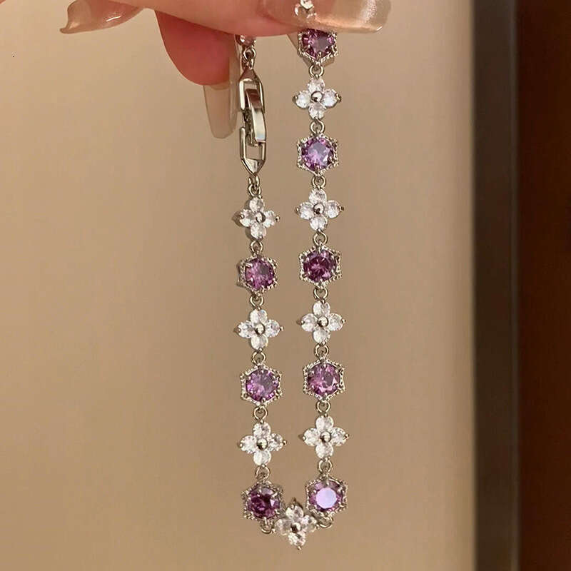 Korean Style Zircon Flower Light High-end Bracelet Versatile Exquisite Fashionable Elegant Jewelry Design Sense Niche