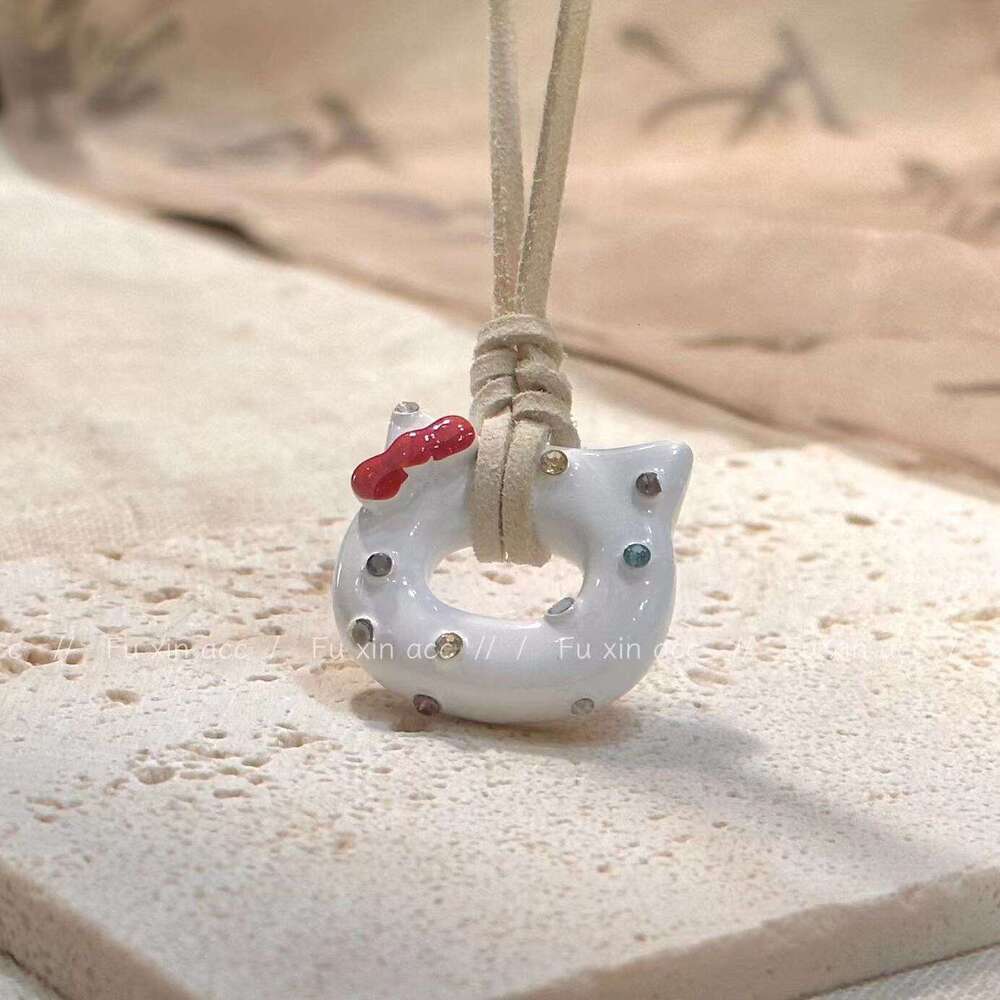 Fashion Simple Same Style Kitty Cat Pendant Necklace for Women, Niche Design Cartoon Cute Collarbone Chain 7fb