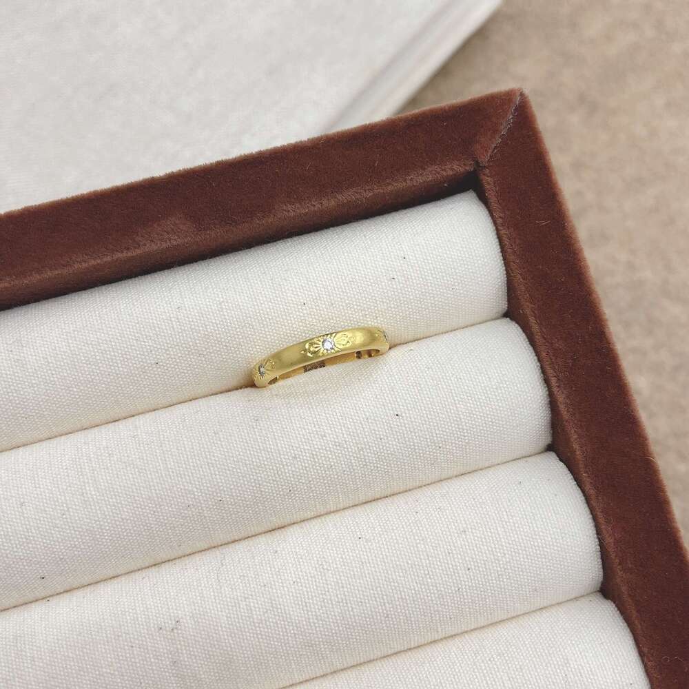 Vintage Style Multi-layer Zircon Brushed Flower Carving Open Ring Gold and Silver Two-tone Versatile Fashionable Elegant d2d