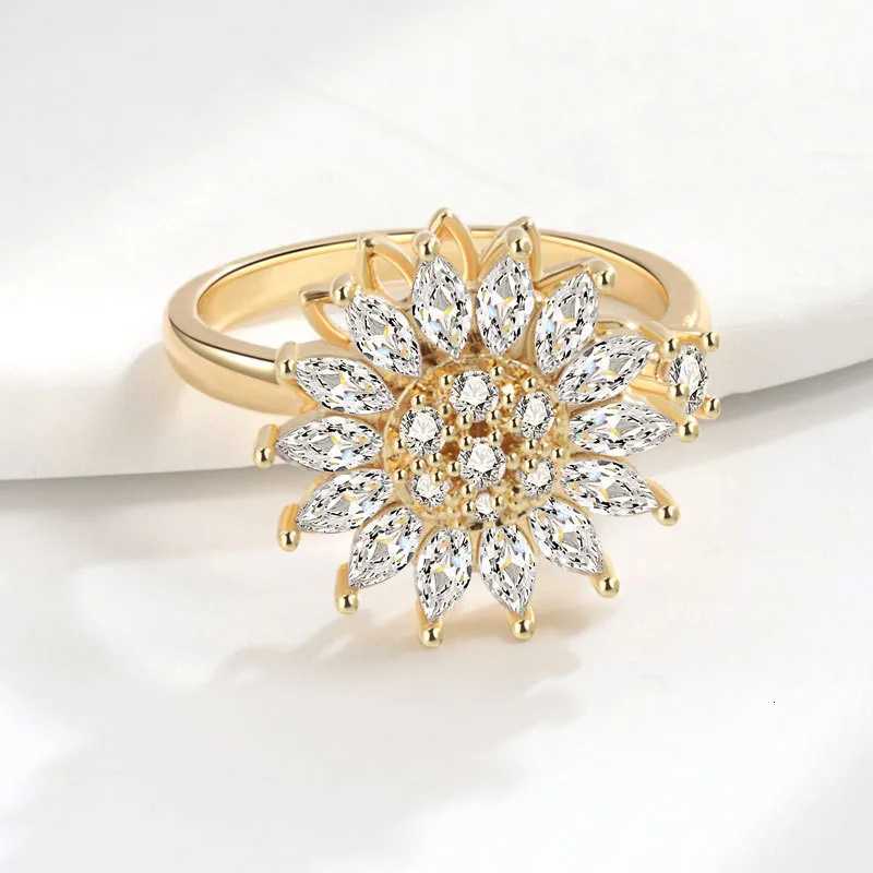 Fashion Crystal Sunflower Rings for Women Rotatable Anti Stress Anxiety Zircon Adjustable Ring You Are My Sunshine Jewelry Gift y250730
