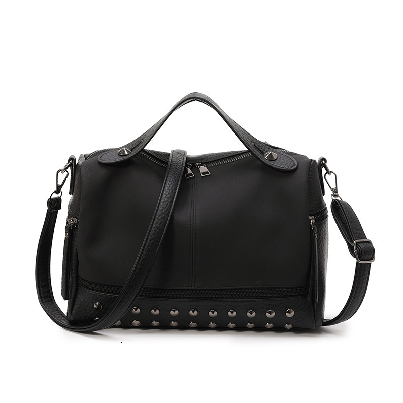 2025 New Matte Soft Leather Handbag Fashion Rivet Boston Large Capacity Single Shoulder Crossbody Women's Bag ddmymoon