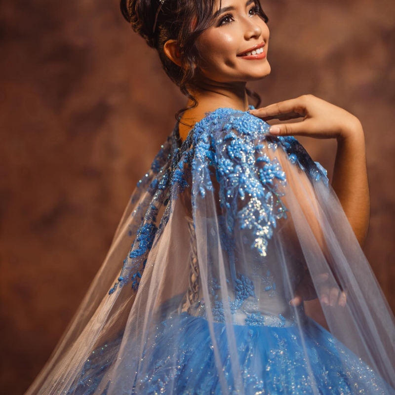 Blue Shiny Quinceanera Dresses Off The Shoulder Sequin Applique Lace Beads With Cape Tull Ball Gown Vestidos De 15 Anos Sweet 16 Dress