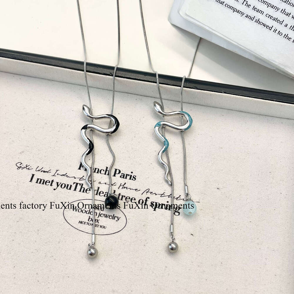 Black Mist Blue Oil Drop Serpentine Design Sense Pull Necklace Personality Ice Snake Series Niche Sweater Chain Unisex 06e