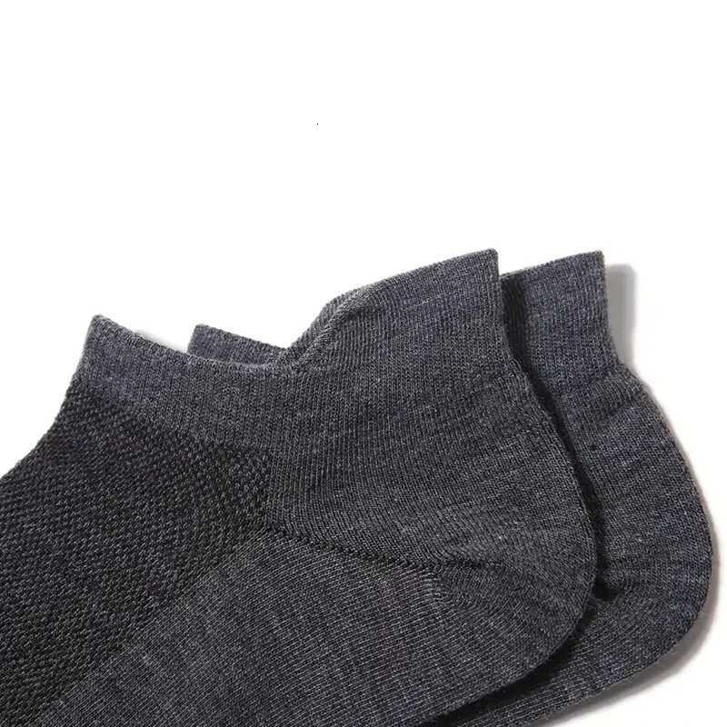 12 Pairs of High-Quality Mens Sports Fitness Running Socks for Spring and Summer Outdoor Leisure and Breathable Short Socks Z250731