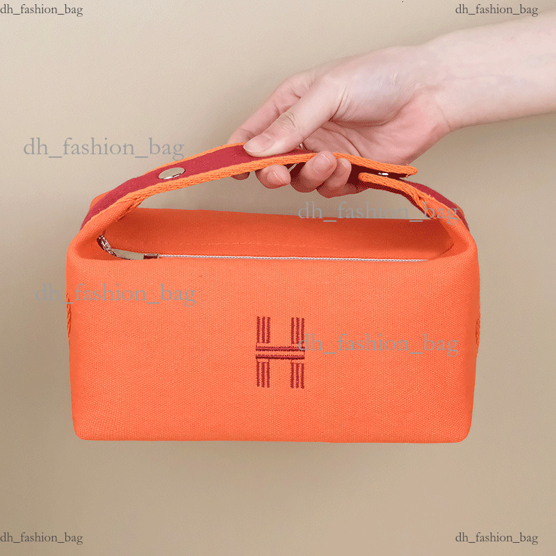 Minimalist Designer Canvas Makeup Bag Large Capacity Structured Storage TSA-Friendly Travel Toiletry Organizer Multi-Use Waterproof Dustproof