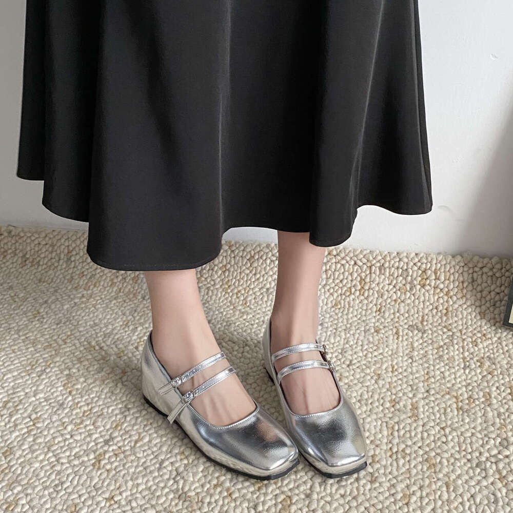 French Style designer shoes Petite Height Increasing 5cm Mary Jane for Women 2025 Spring and Autumn New Evening Breeze Silver Leather Shoes