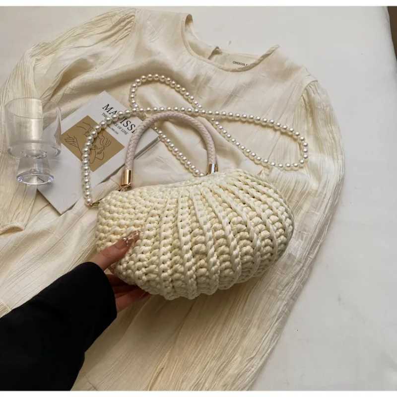 Creative Conch Shaped Crochet Women Shoulde Bags Funny Cute Pearls Chains Handmade Weave Crossbody Bag Novelty Small Handbags Y250730