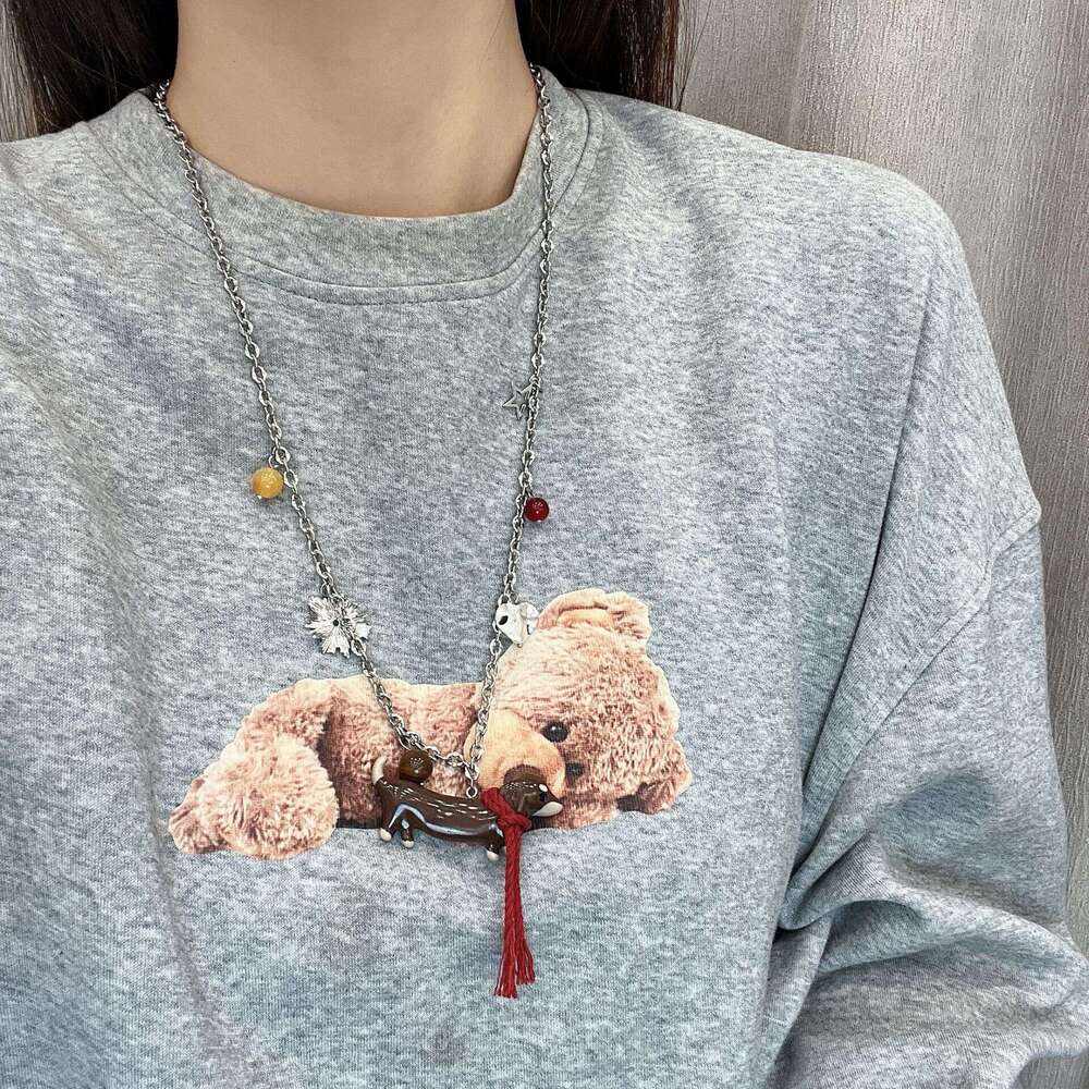 Cute Dog Red Scarf Pendant Necklace High-end Light Niche Autumn Winter New Sweater Chain Accessories for Women e0e
