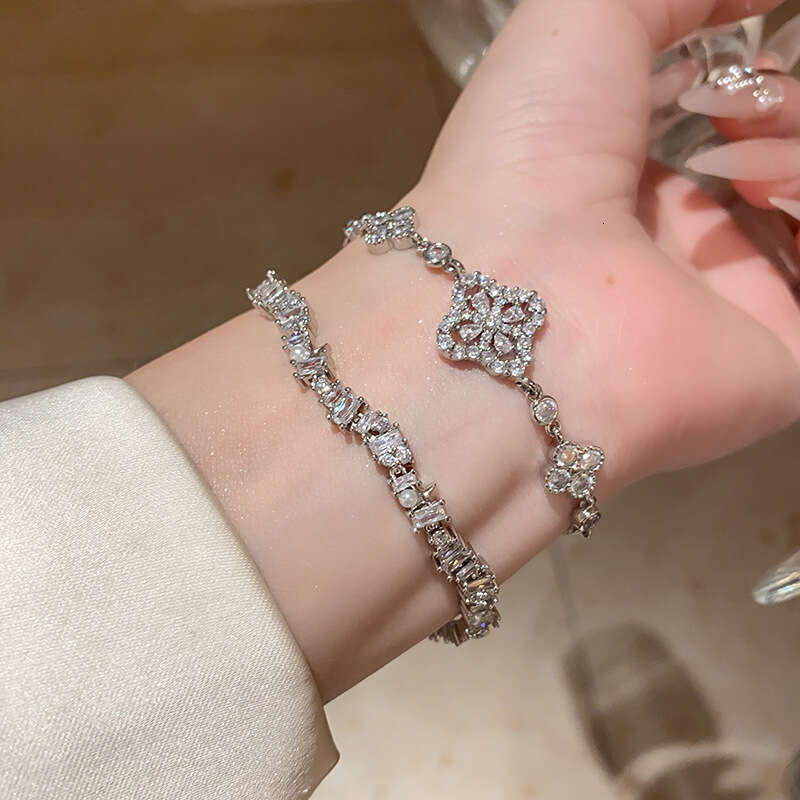 designer bracelet Irregular Zircon Rectangular Pearl Adjustable Exquisite Super Sparkling Bracelet Light High-end Sense Jewelry for Women