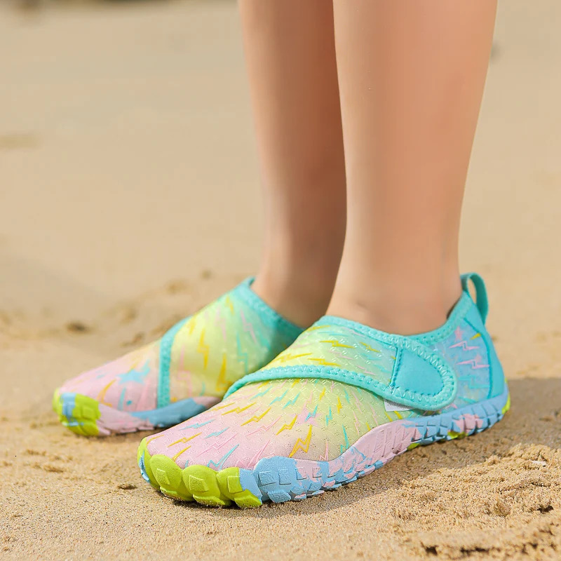Colorful Kids Aqua Shoes Beach Five Fingers Barefoot Water Shoes Swimming Seaside Upstream Wading Children Sneakers Summer 250725