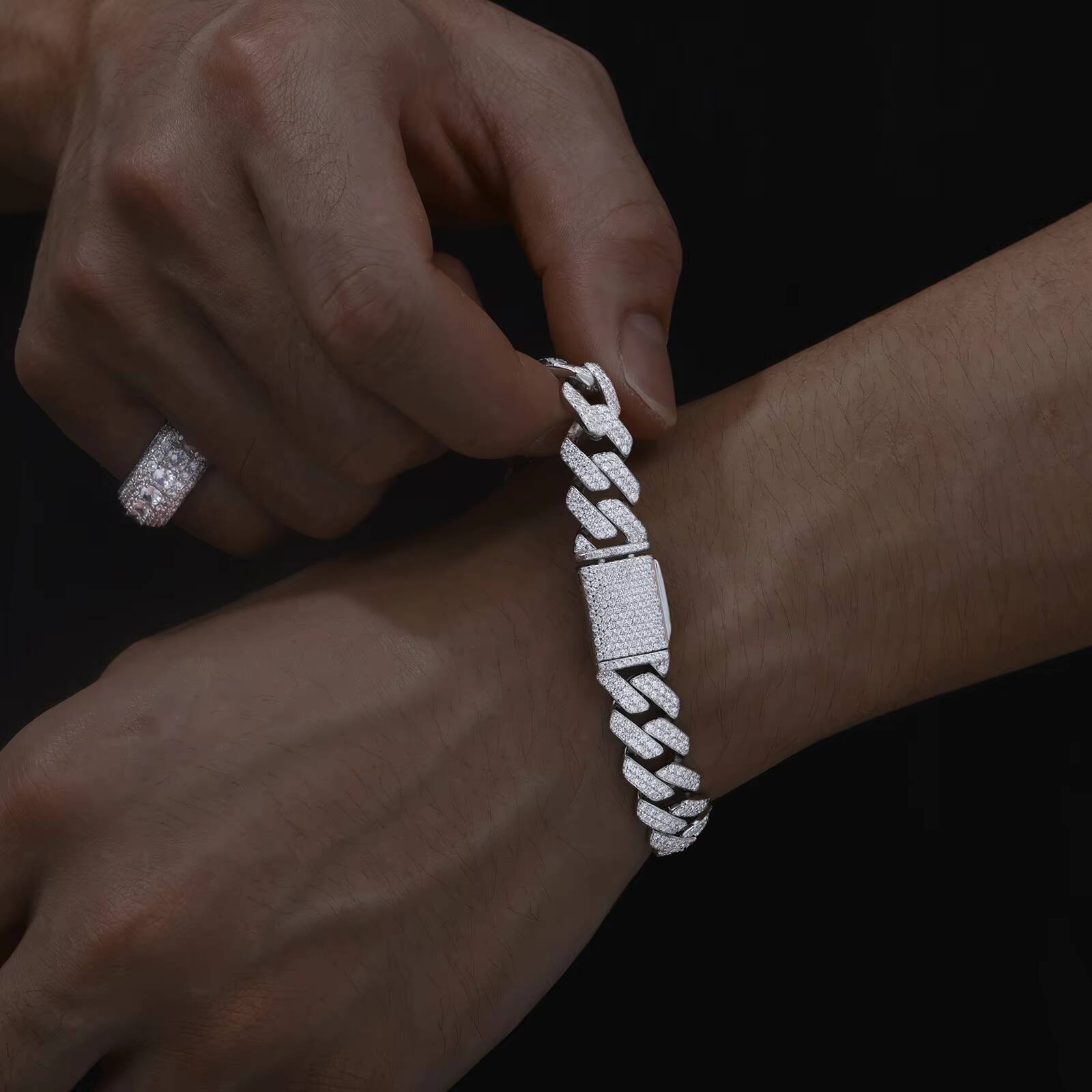 Hip Hop Jewelry Mens 6mm-22mm 14K 18K Gold Plated 925 Sterling Silver VVS Moissanite Diamond Iced Out Cuban Link Chain Bracelet