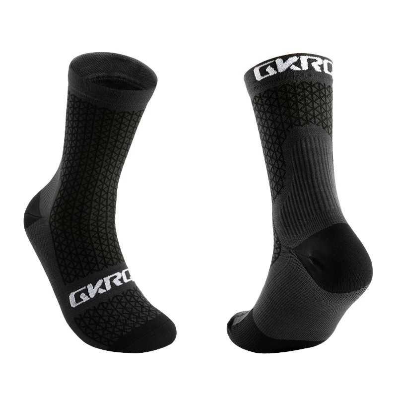 New Cycling Socks High Quality Compression Socks Men and Women Soccer Socks Basketball Outdoor Running Professional Z250731