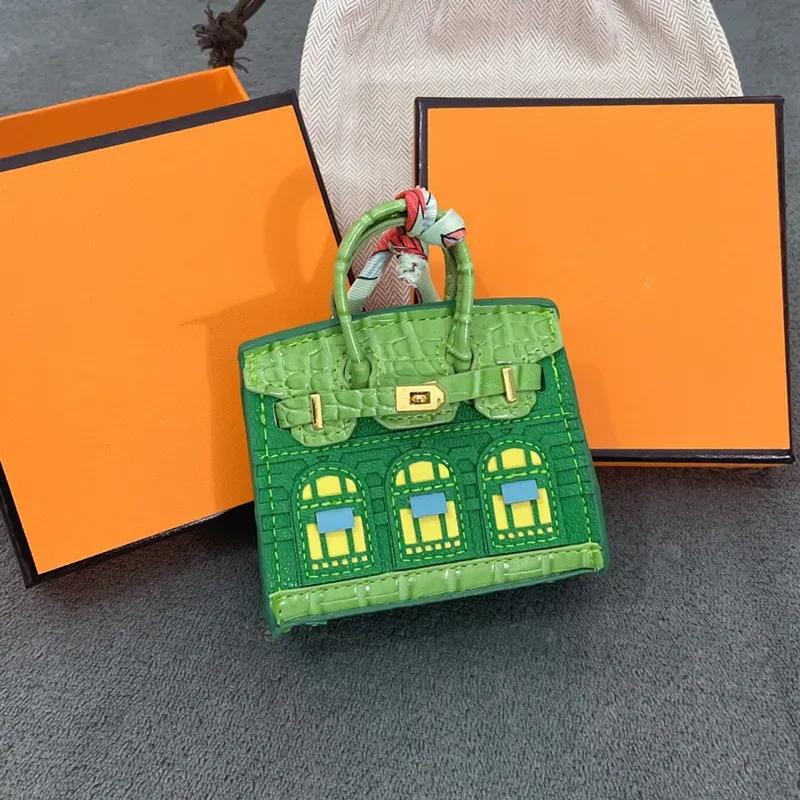 Keychains Lanyards Tiny House Leather Mini Bag Charm Keyring Decorate Purse Keychain Pendant Women Mens Key Chain Gift L2509284FG7