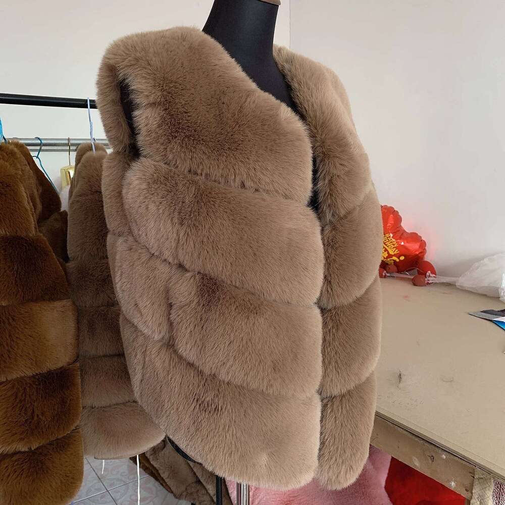 LHXDW Winter women's cold blouse with fur faux fur coat Vest fluffy jacket thick Synthetic fur coat for women fur vest