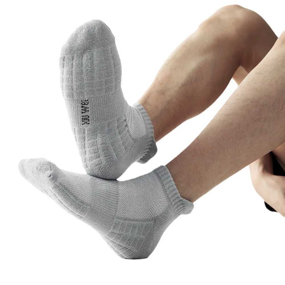 5 Pairs Short Socks Men Sports Running Socks Man Athletic Fitness Comfortable Mesh Casual Breathable Ankle Socks Black EU 38-45 Z250731
