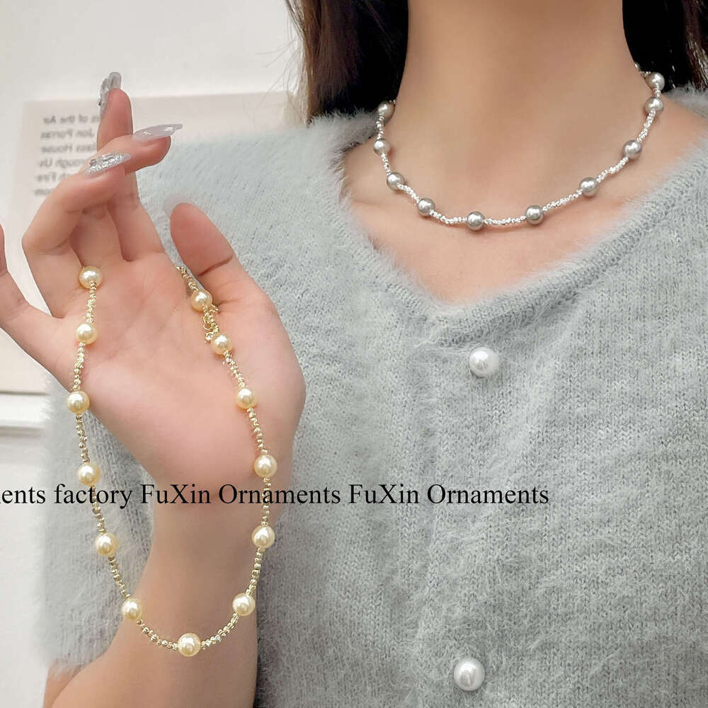 2024 New Light Fashion Niche Shijia Pearl Versatile Necklace High-end Design Collarbone Chain for Women 028