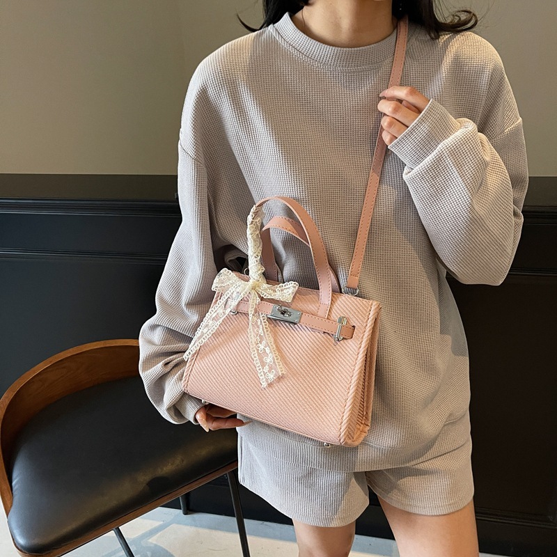 Large Capacity 2025 New Casual Handbag Versatile Shoulder Crossbody Tote Bag for Women ddmymoon