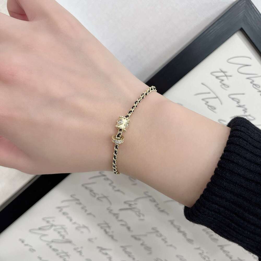 Running Ring Black Gold for Women Simple Fashionable Style Chain Brushed Sparkling Woven Bracelet abb