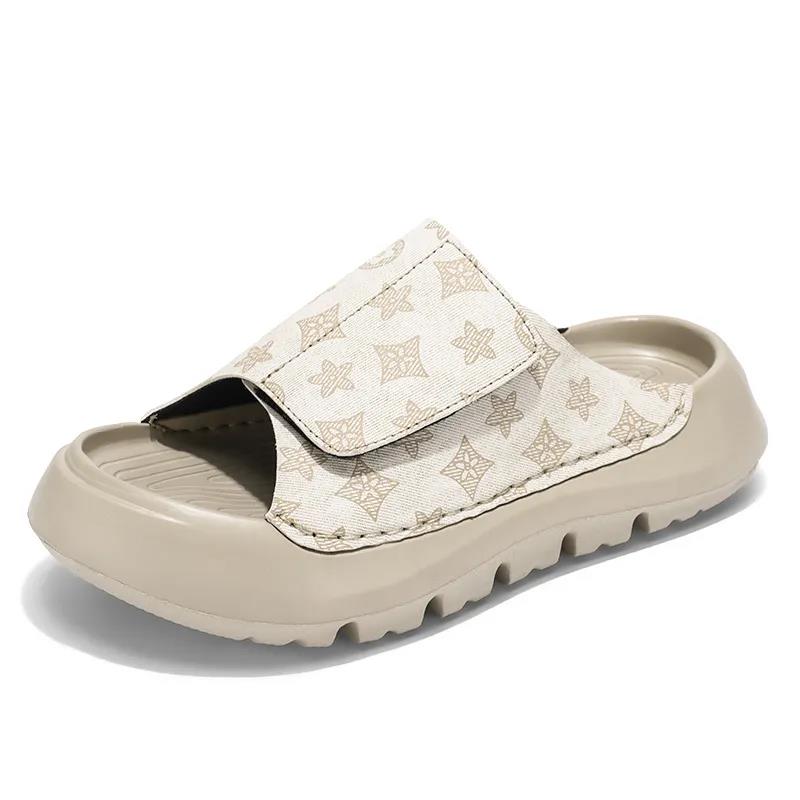 Free delivery of new designer slippers, flat slippers, women's sandals, girls' white and black fashionable embroidered slippers, outdoor sho