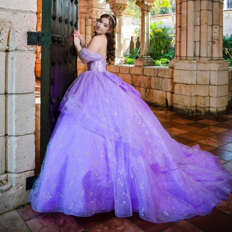 Lavender Shiny Quinceanera Dresses Off The Shoulder Sequin Applique Lace Tull Corset Ball Gown Vestidos De 15 Anos Sweet 16 Dress