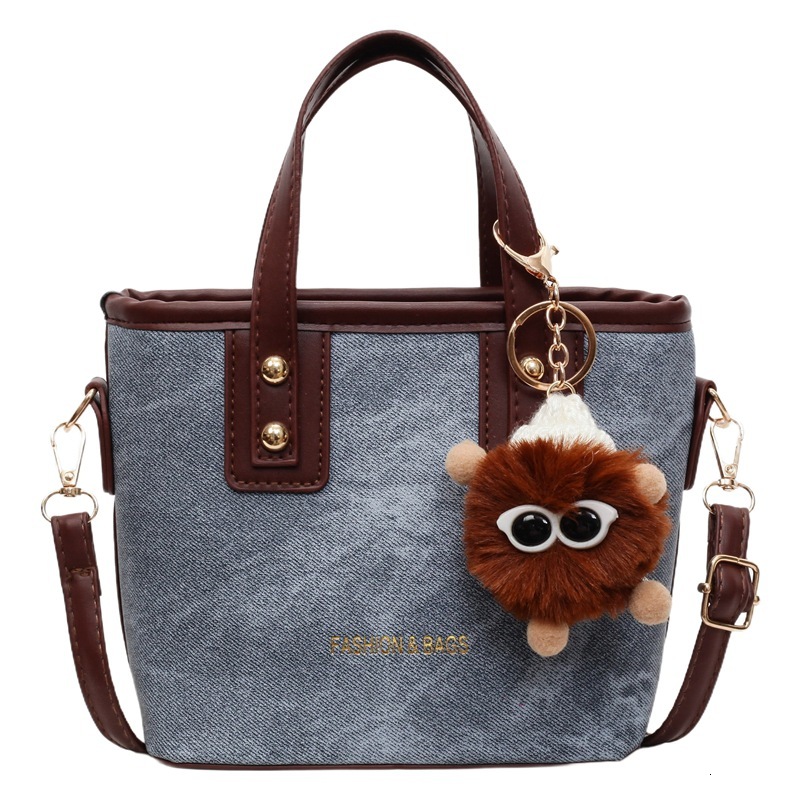 This Year's Trendy Small Bags for Women 2025 New Fashion Versatile Shoulder Crossbody Textured Handheld Bucket Bag ddmymoon