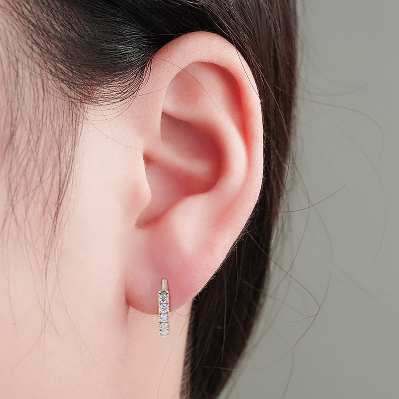 Customized 18k Pure Gold 1.8mm Round Cut DEF VS Loose Lab Grown Diamond Fine Jewelry Diamond Lab Hoop Earrings