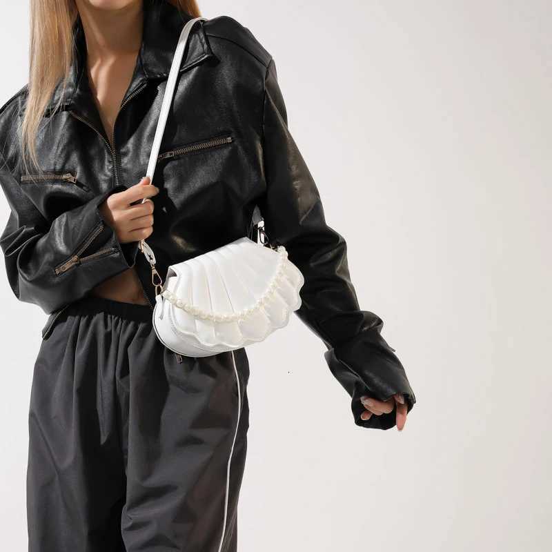 PU Leather Women Small Crossbody Shoulder Bags Shell Pearls Handbags Solid Color Lady Messenger Bag Trendy Cellphone Clutch Bag Y250730