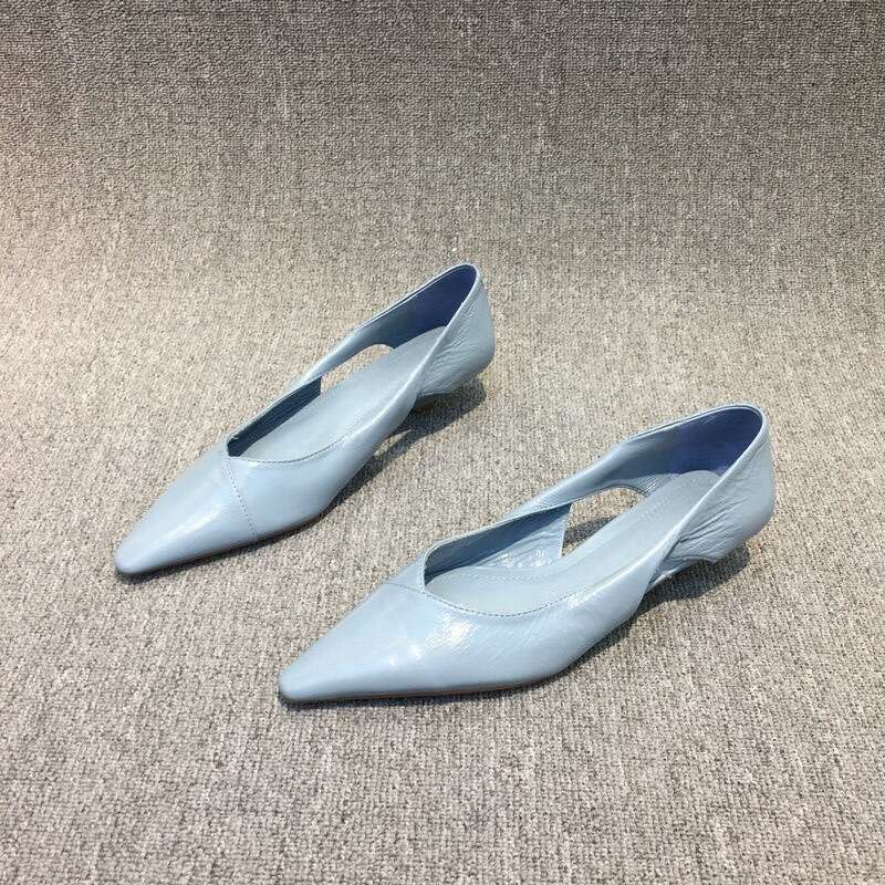 Women's 2025 Spring Autumn New Oil Wax designer shoes Leather Fashion Hollow Cat Pointed Toe Comfortable Low Heel Single Shoes